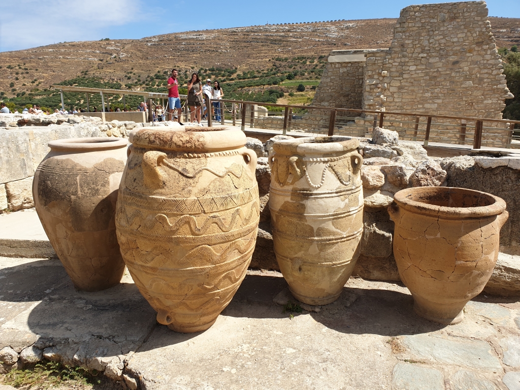 Interesting Minoan pots